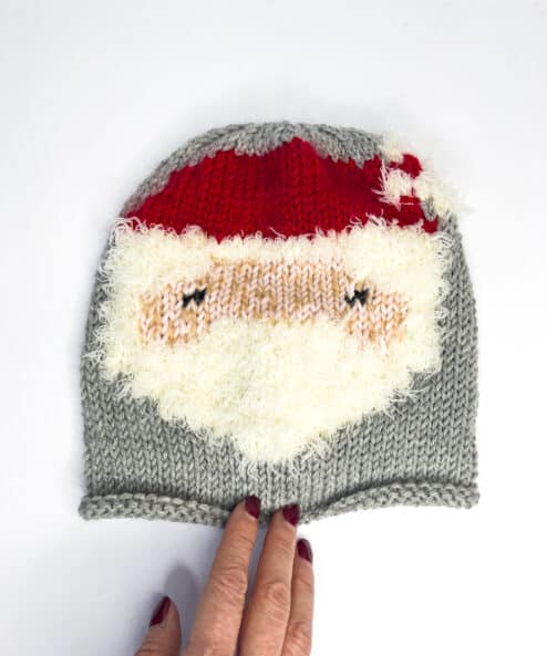 modello cappello di lana fatto a mano per per Natale