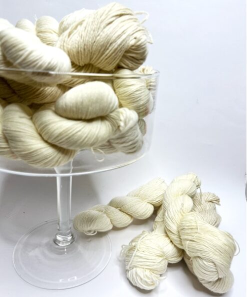 Natural No Dye Undyed Wool Sesia Yarns